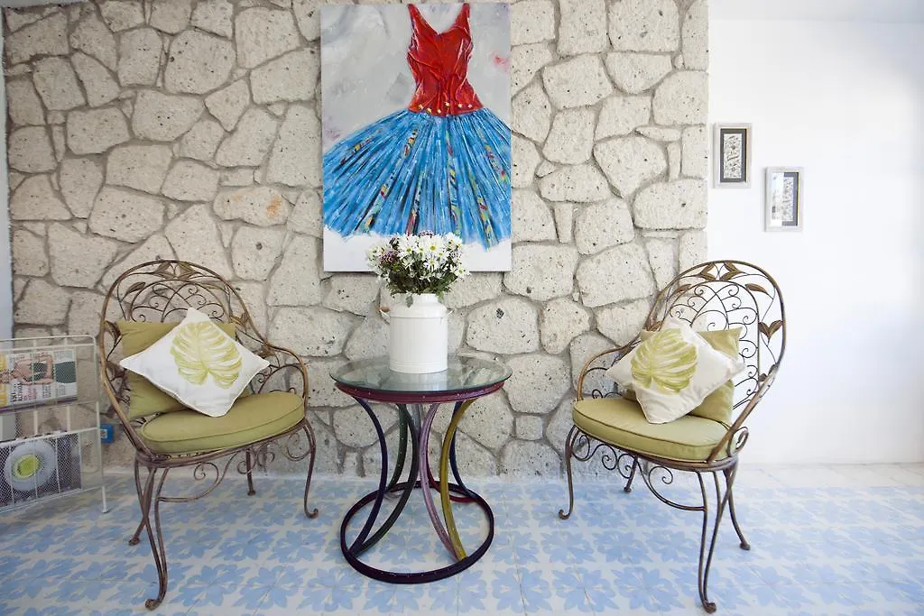 Sade Alacati Hotel 2*,